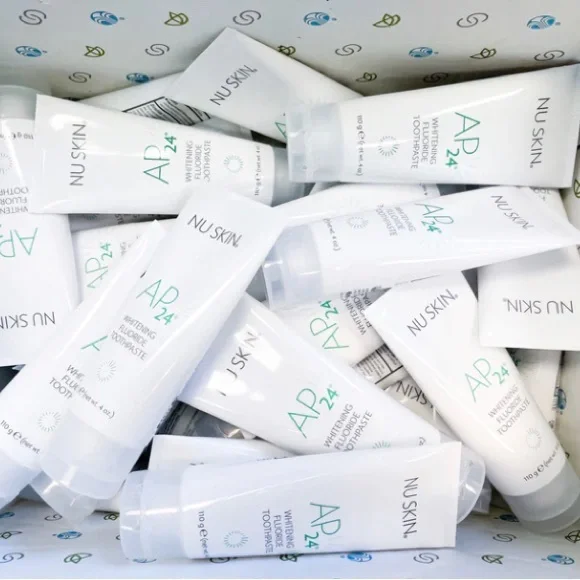 Whitening Toothpaste - Picture 3 of 9